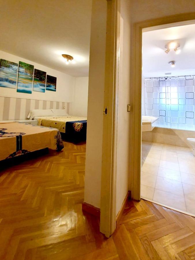 Gran Via -Chueca Rooms Parking Tph Madrid Luaran gambar