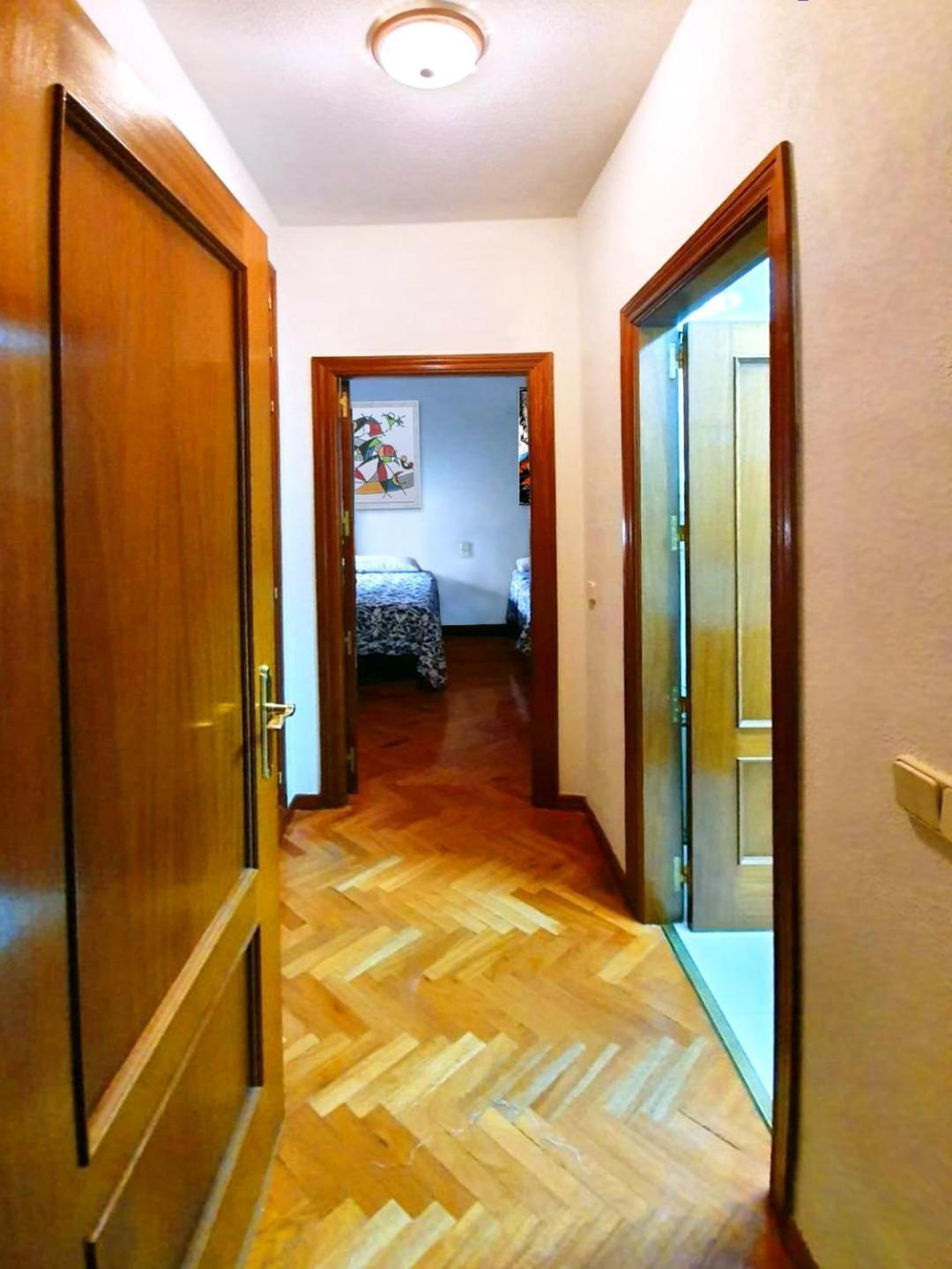 Gran Via -Chueca Rooms Parking Tph Madrid Luaran gambar